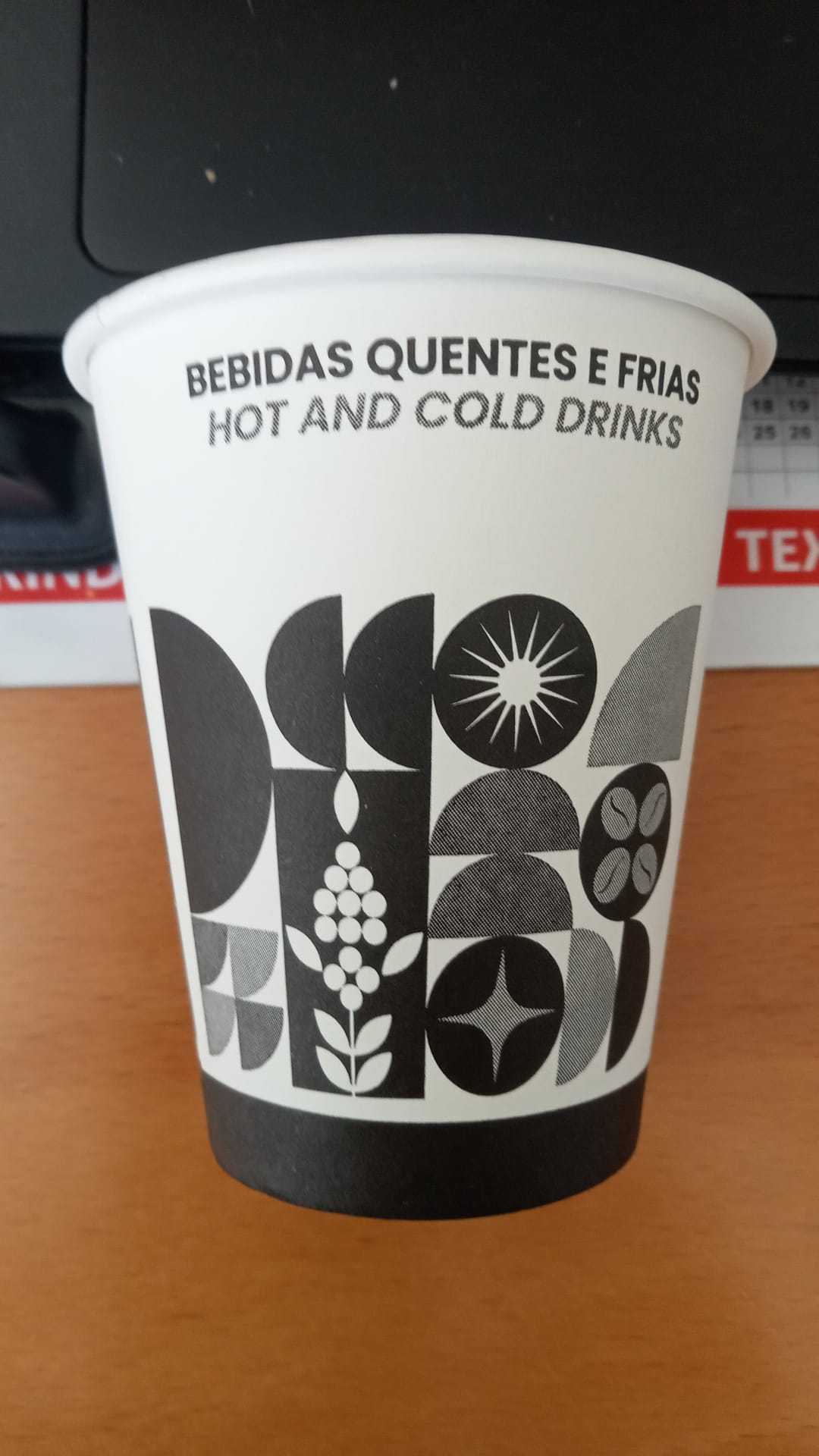 Copo Papel 6oz 2400un